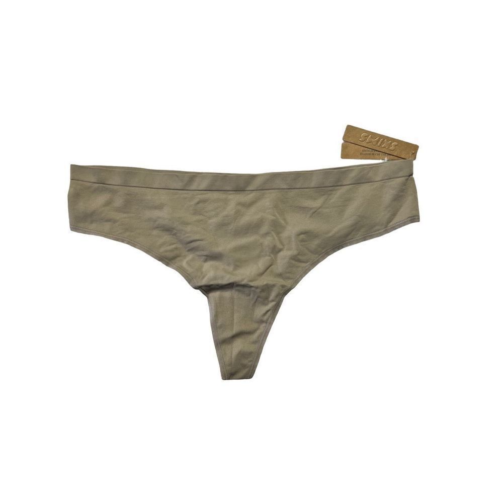 SKIMS Women's Smooth Thong Desert Size 3X - NWT